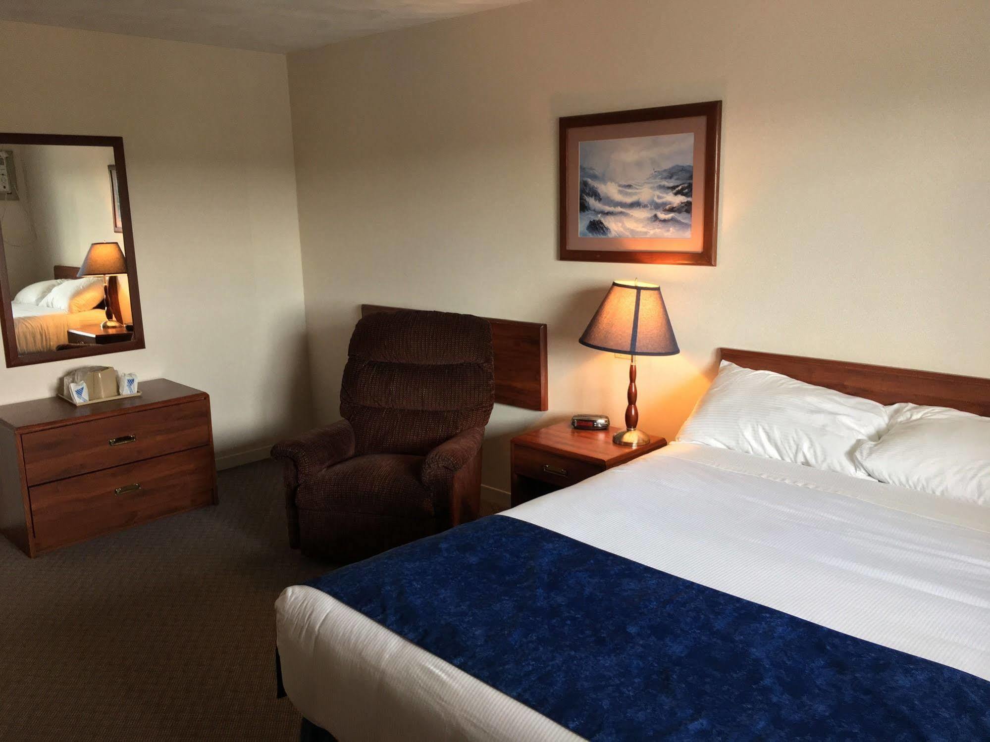 Fairway Inn Sussex Ngoại thất bức ảnh