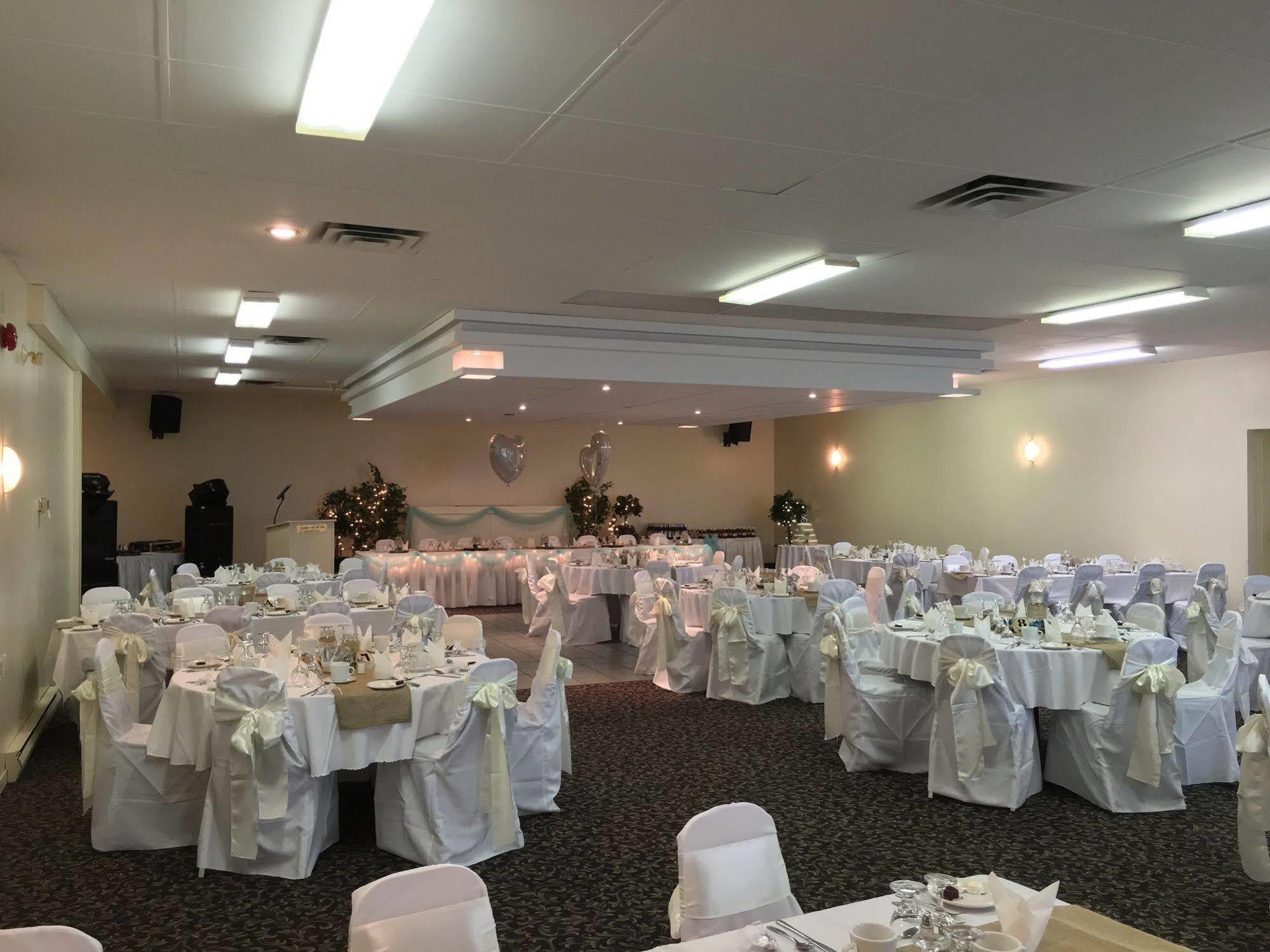 Fairway Inn Sussex Ngoại thất bức ảnh