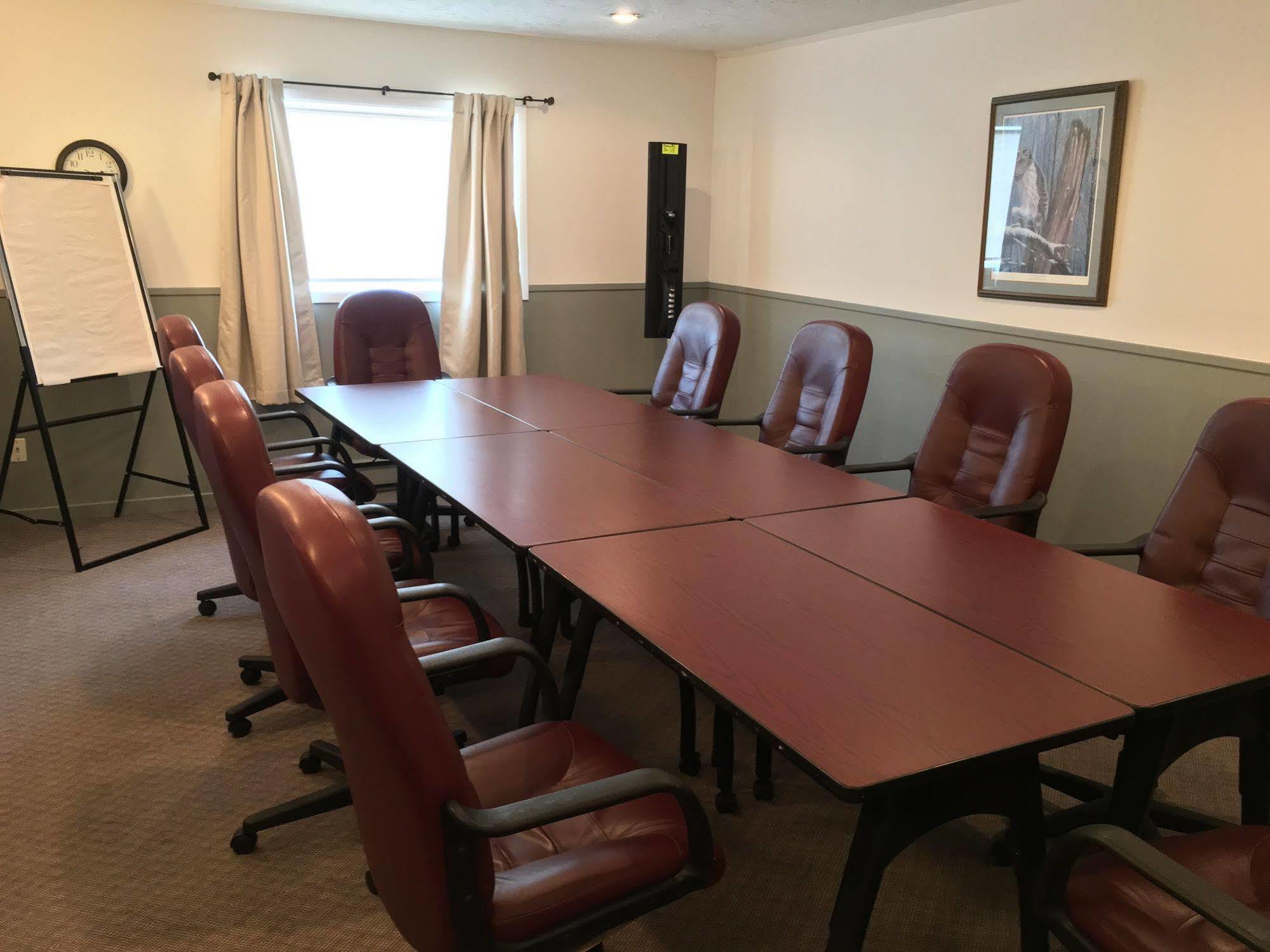 Fairway Inn Sussex Ngoại thất bức ảnh